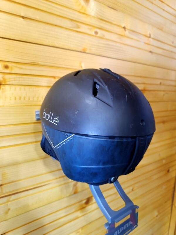 PRILBA BOLLE SYNERGY BLACK 54-58CM